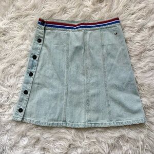 Tommy Hilfiger Light Denim Button Up Skirt Colorful Band Early 2000s size 6